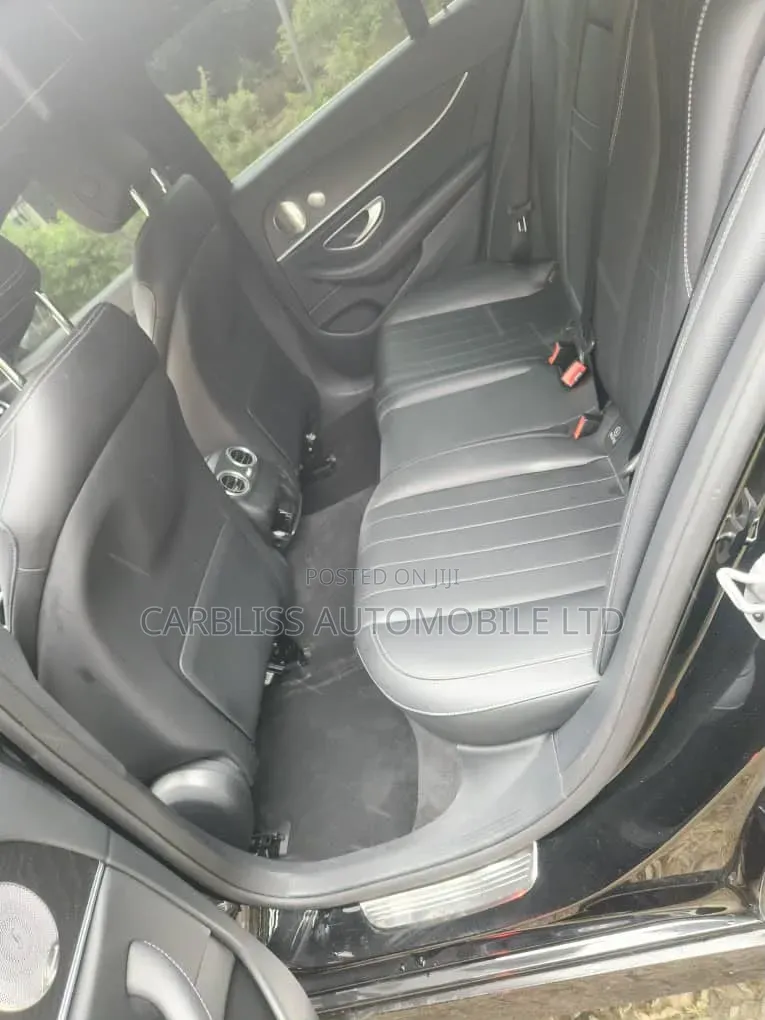 Mercedes-Benz E350 2022 Black