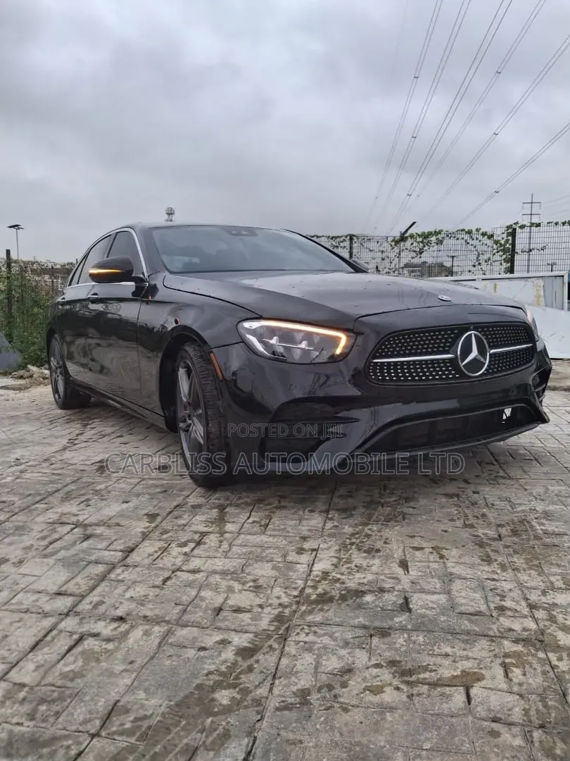 Mercedes-Benz E350 2022 Black