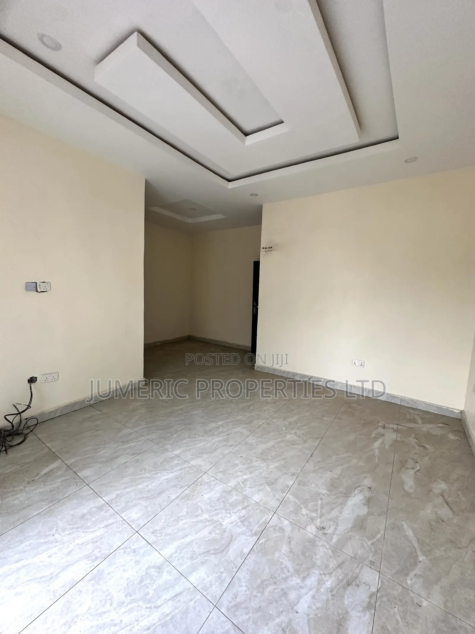 4bdrm Townhouse / Terrace in Katampe (Main) for rent