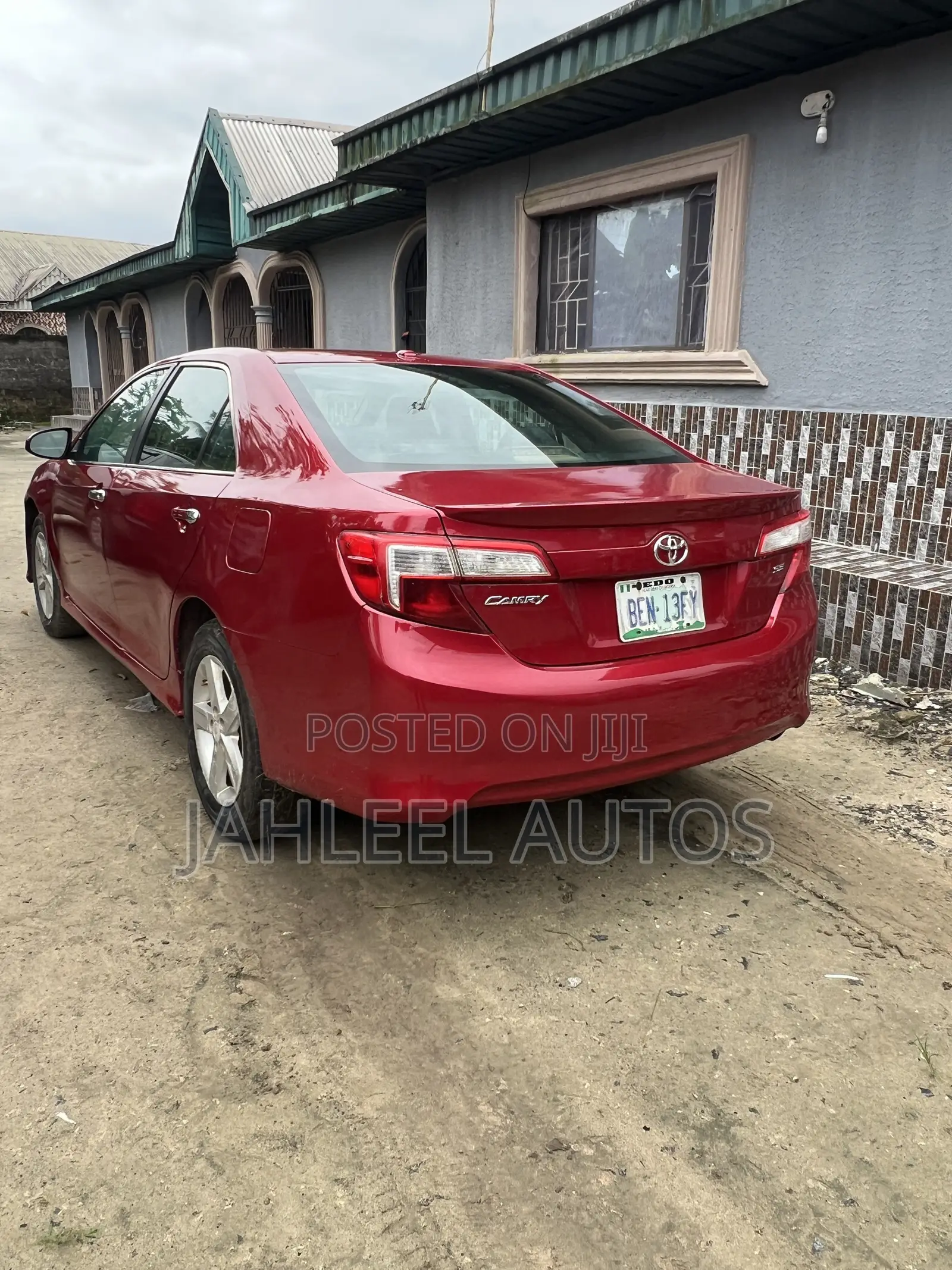 Toyota Camry 2013 Red
