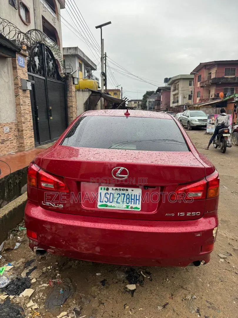 Lexus IS 250 2008 Red
