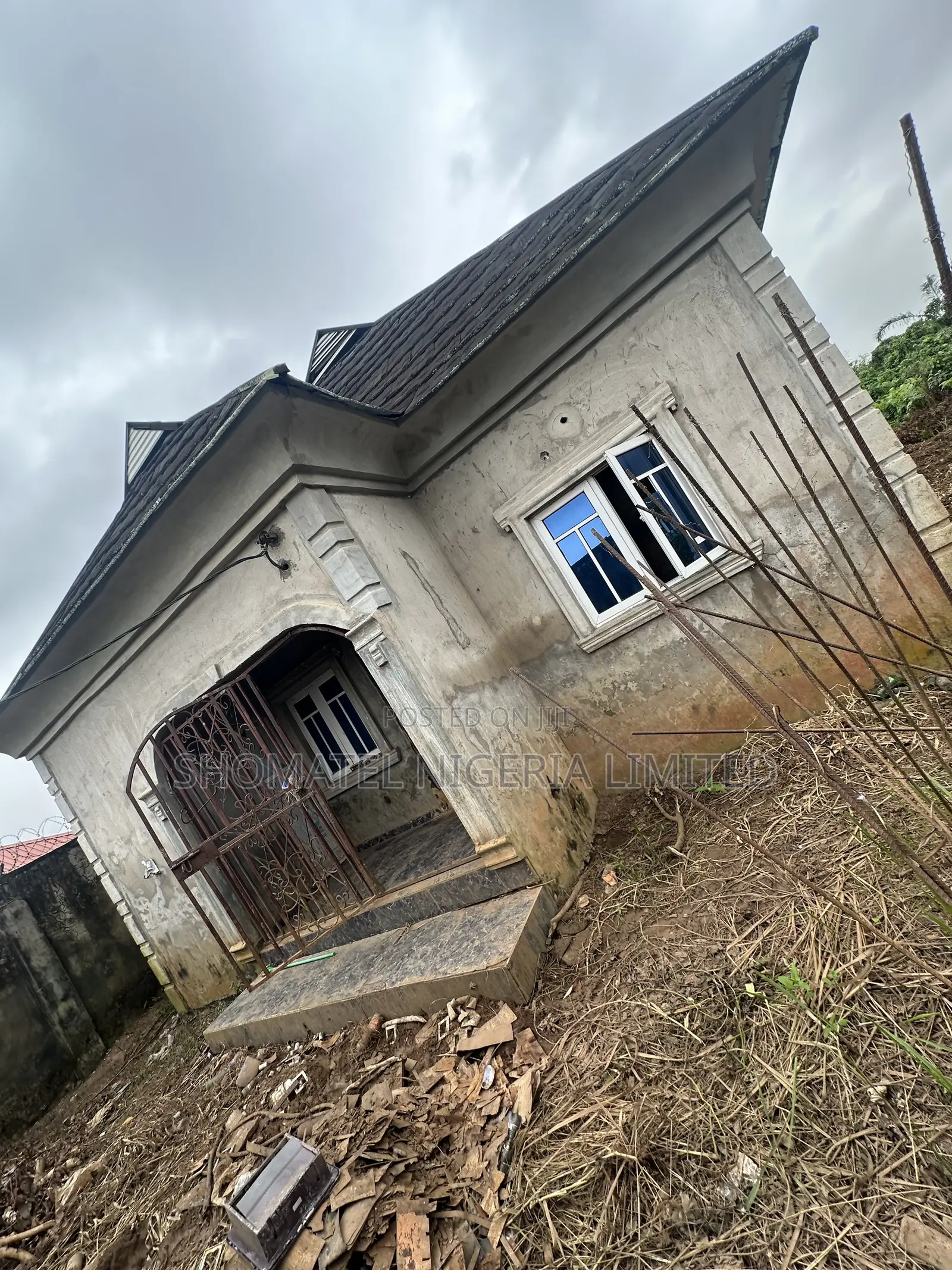 Furnished 3bdrm Bungalow in Apex Alagbado Lagos for sale