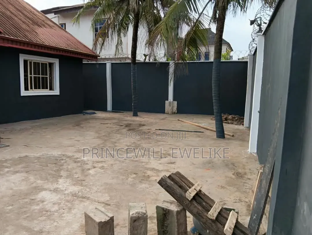 6bdrm Duplex in Ifesowapo Estate, Ifo for sale