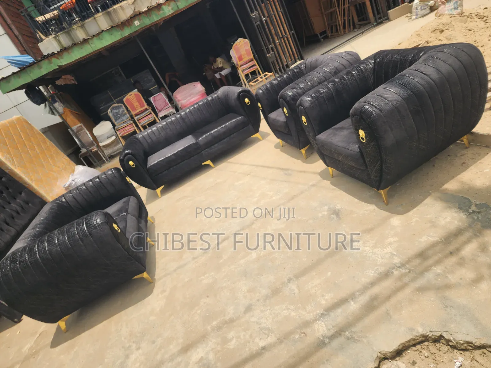 High Quality 7 Seaters Upholstery Padded Sofa.