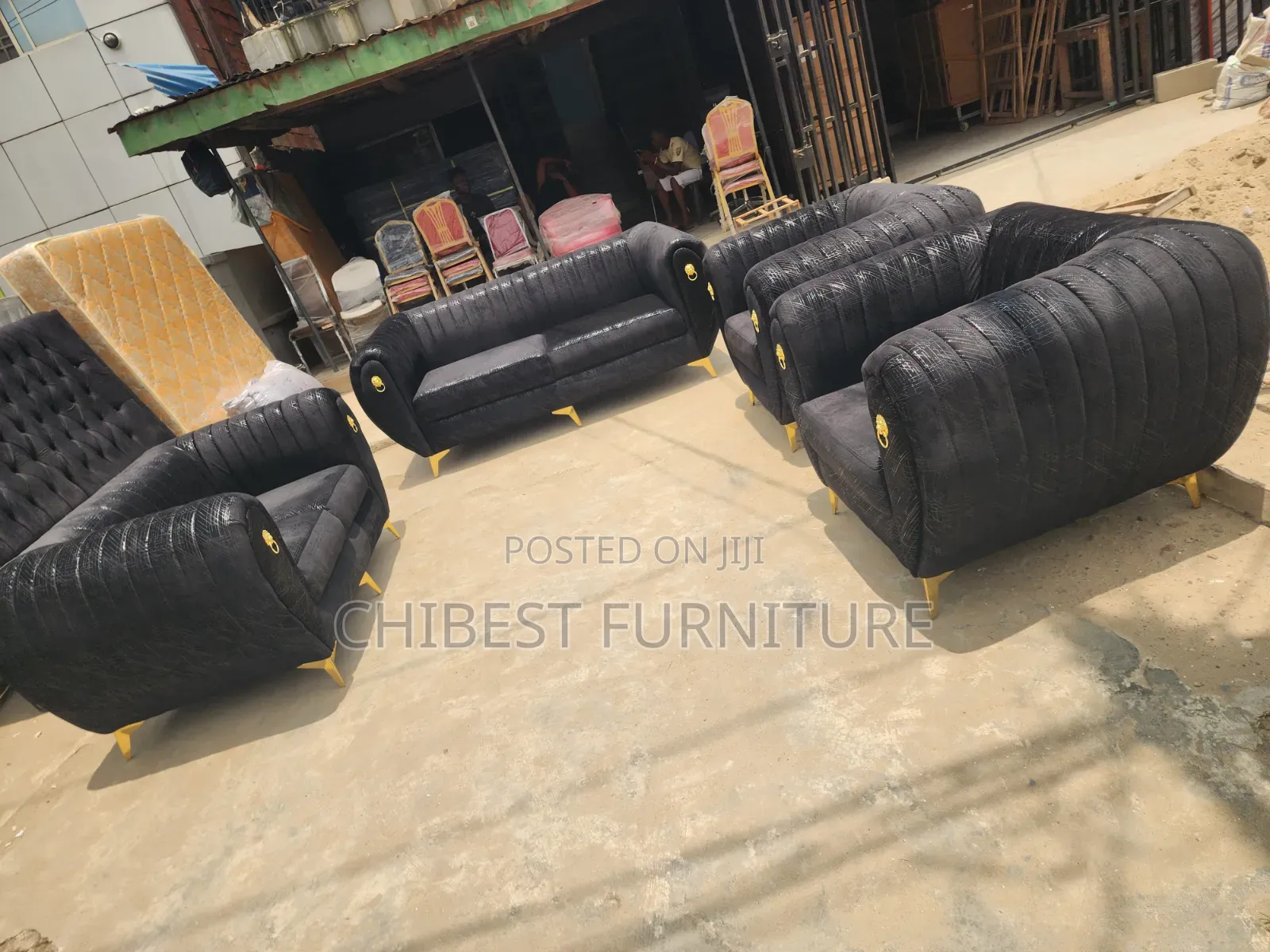 High Quality 7 Seaters Upholstery Padded Sofa.