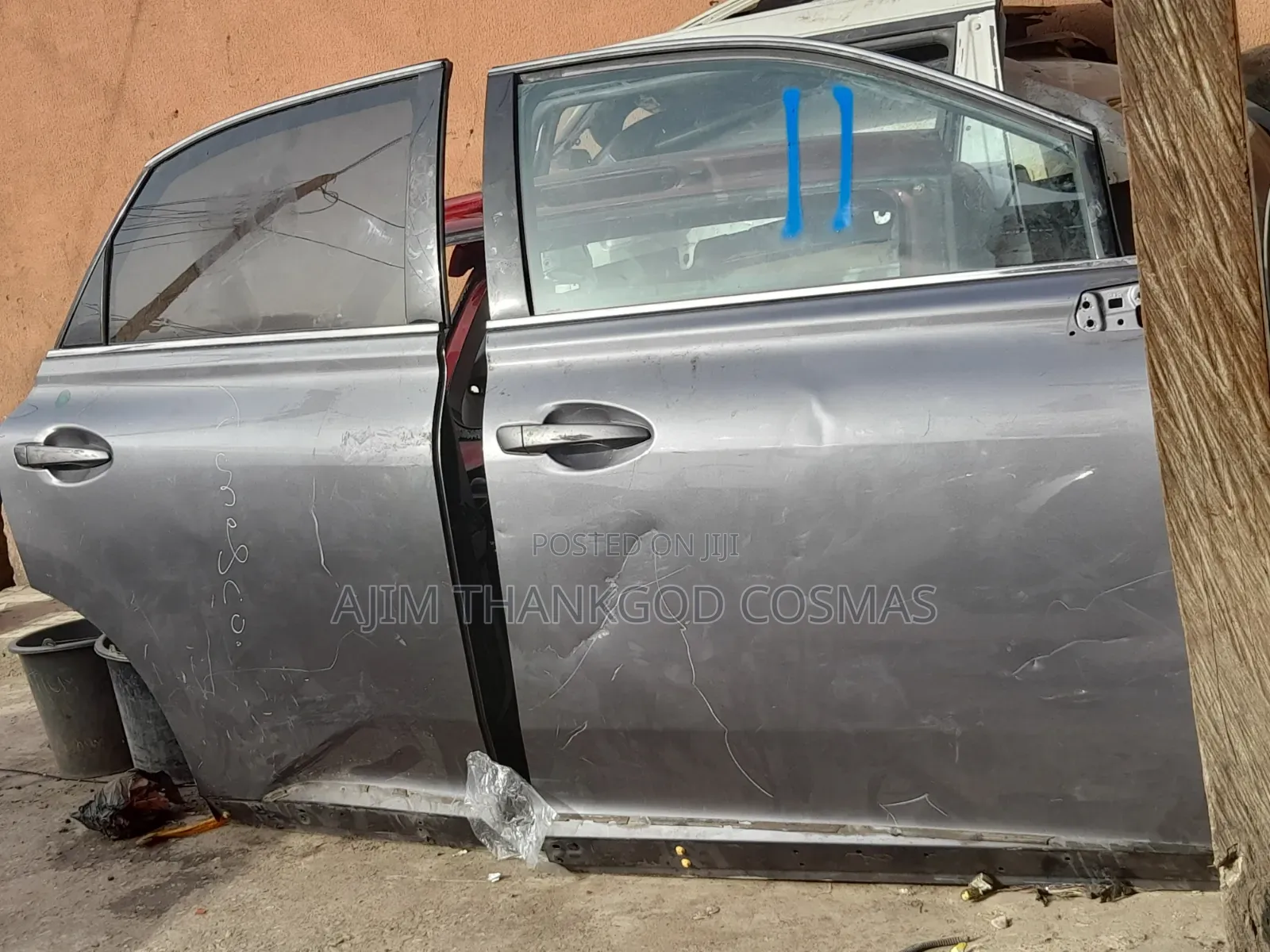 Front and Back Door Right Lexus Rx350 2010/2015 Model Tokunbo