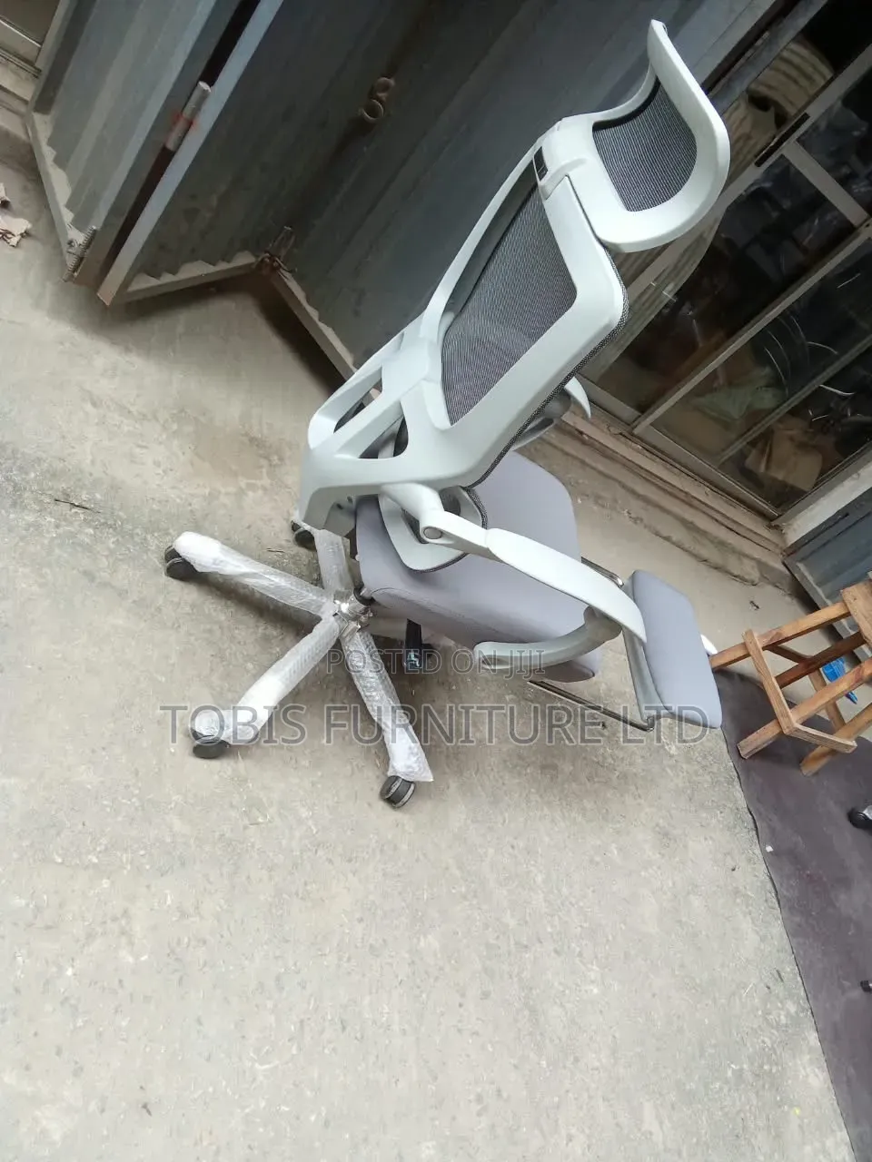 Ergonomic Mesh Office Chair With Headrest Footrest