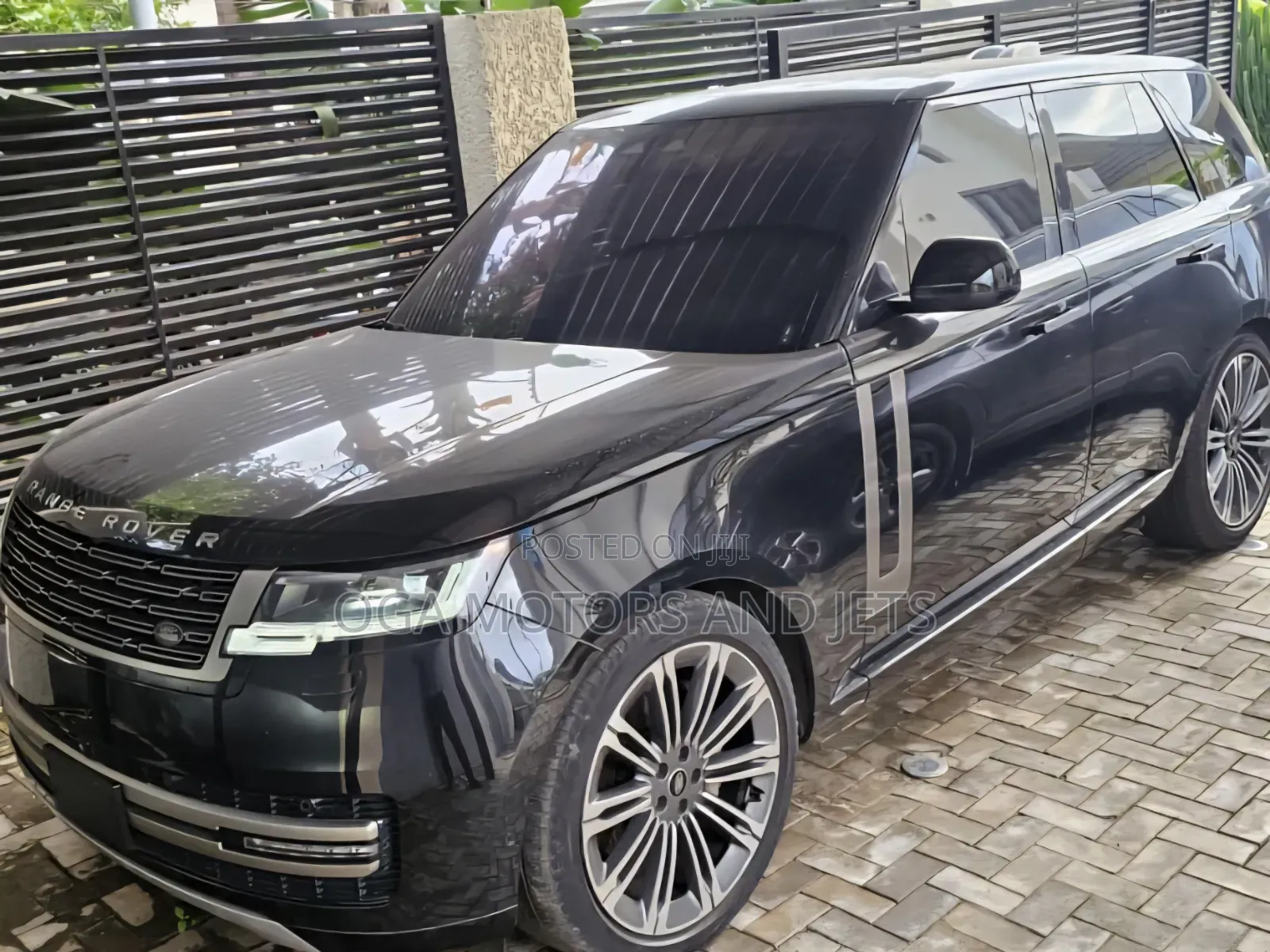 Land Rover Range Rover Vogue 2025 Black