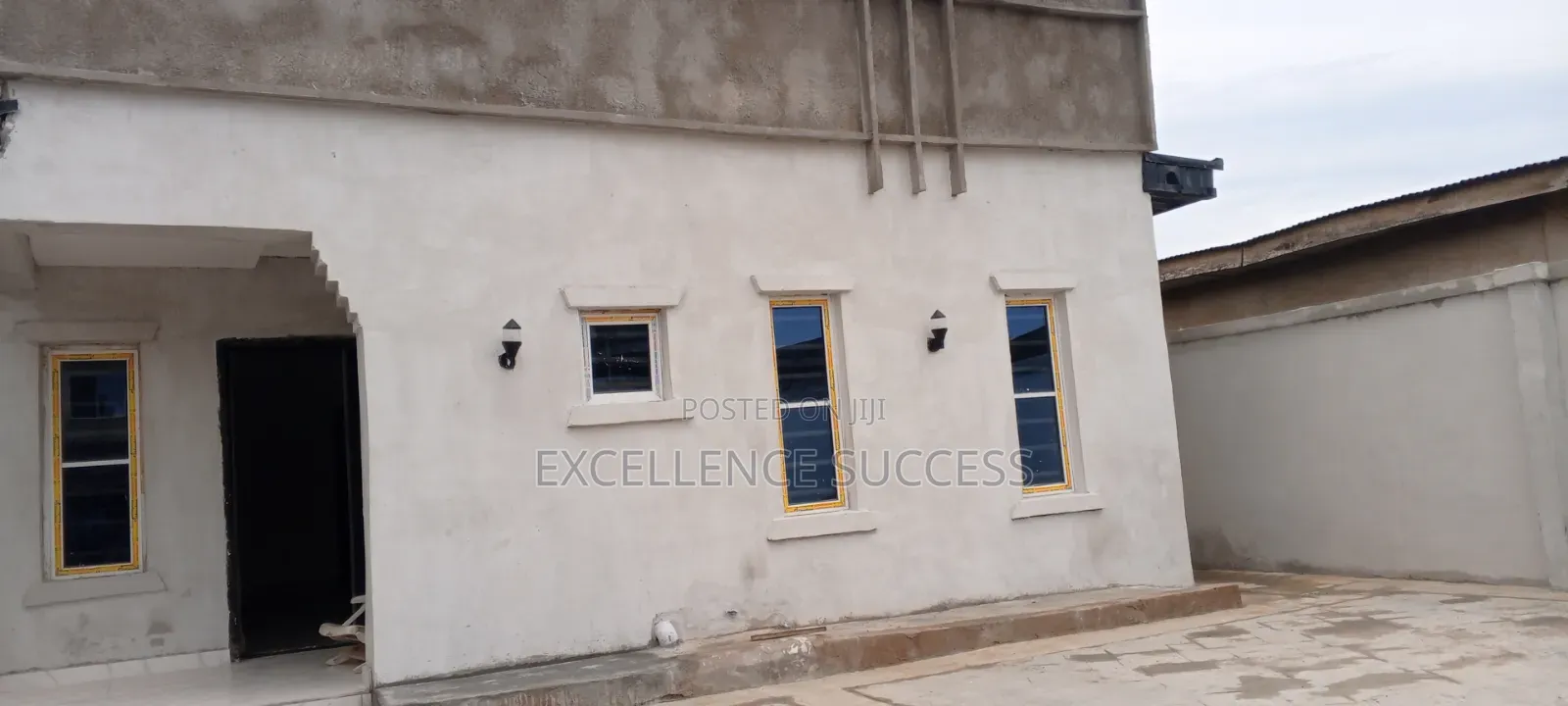2bdrm Bungalow in Governor Ikotun, College for sale