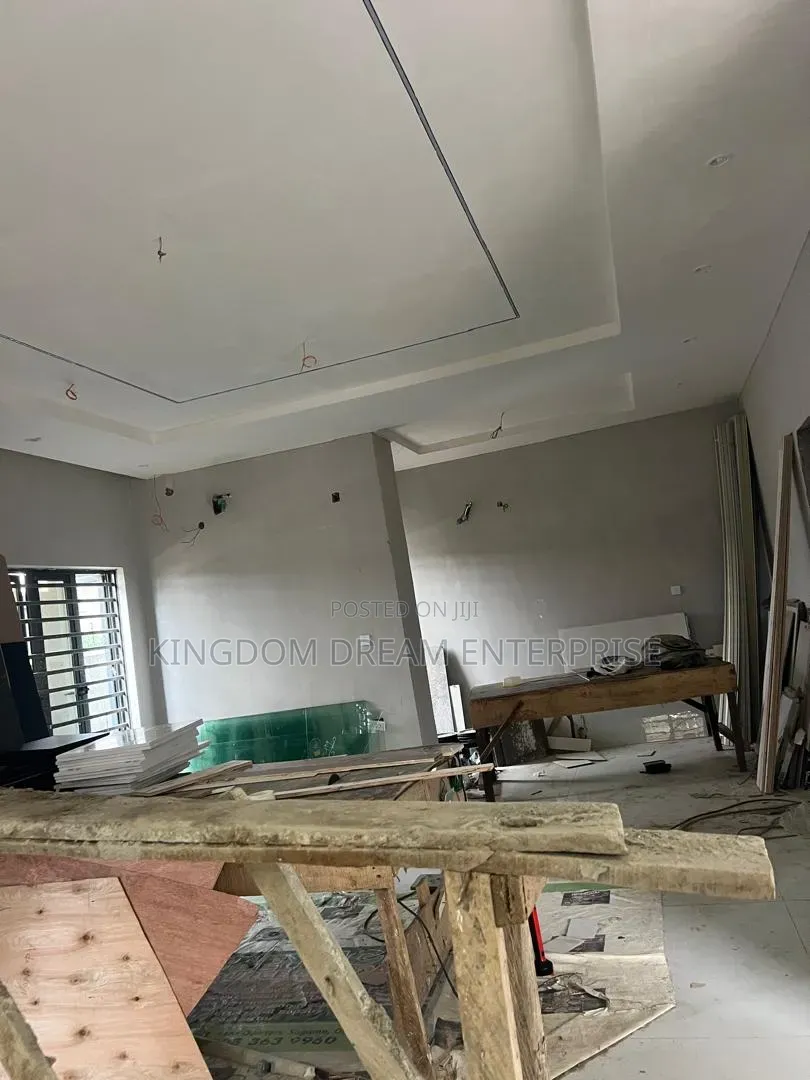 5bdrm Duplex in Adeniyi Jones Ikeja for sale