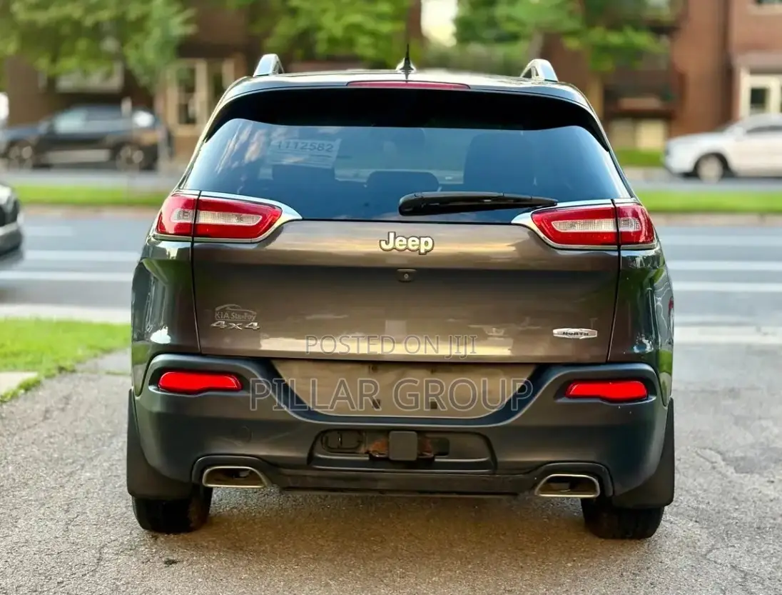 Jeep Cherokee 2015 Gray