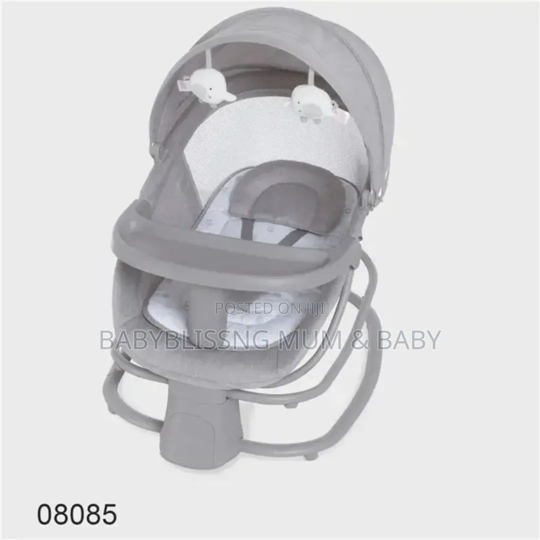 Mastela 4 in 1 Deluxe Multifunctional Bassinet