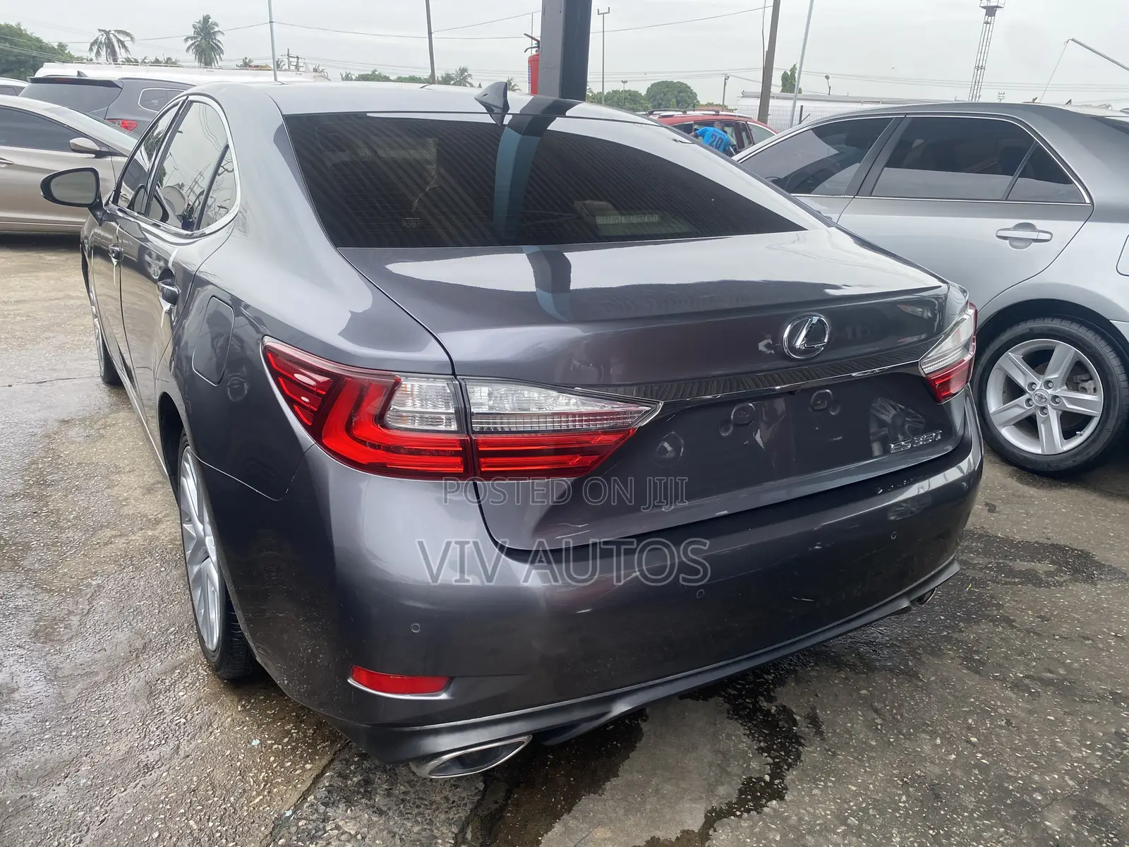 Lexus ES 350 FWD 2016 Gray
