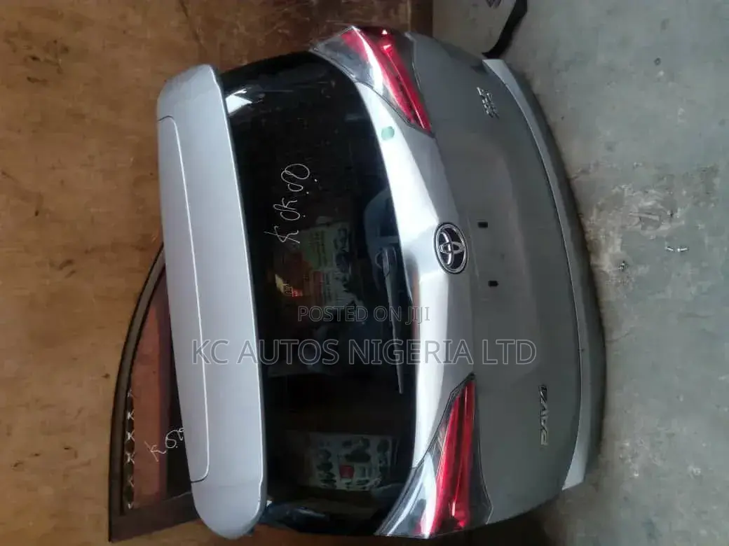 Boot Toyota Rav4 2018/2019 Model Automatic