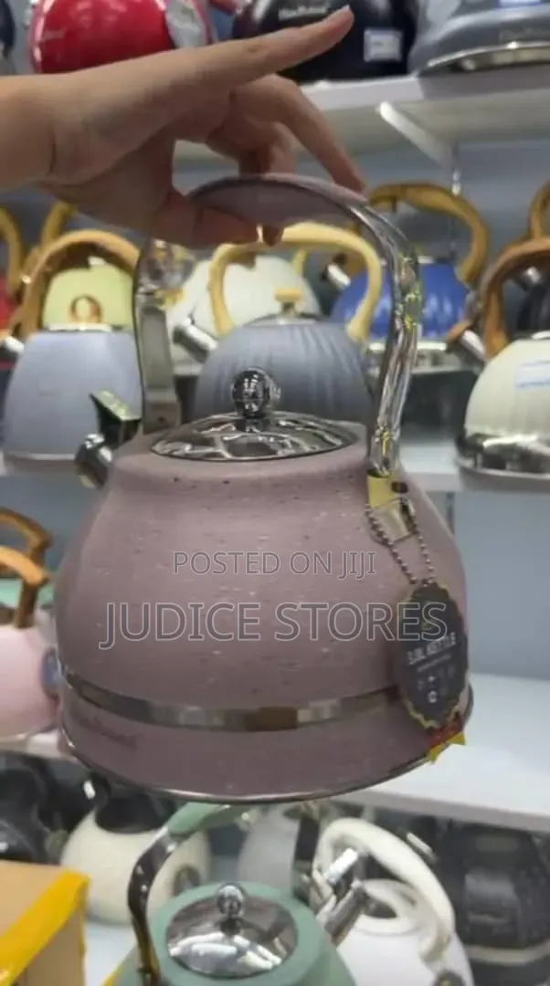 3 Liters Whistling Kettle
