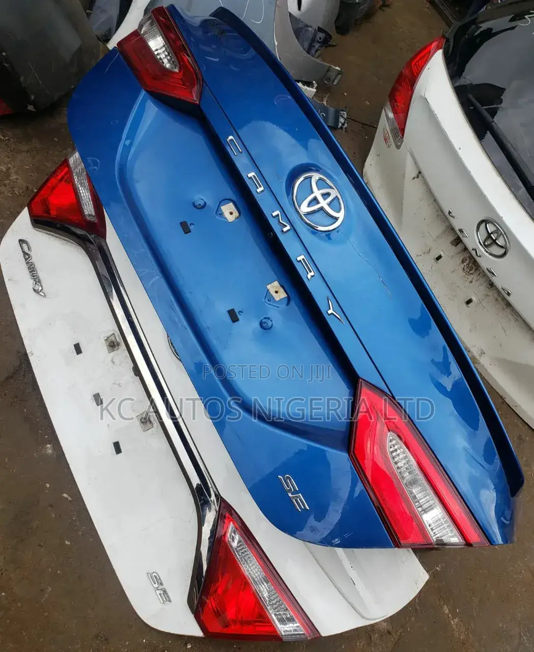 Boot Toyota Camry 2018/2020 Se