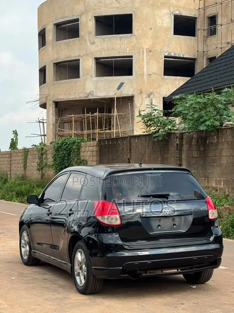 Toyota Matrix 2004 Black