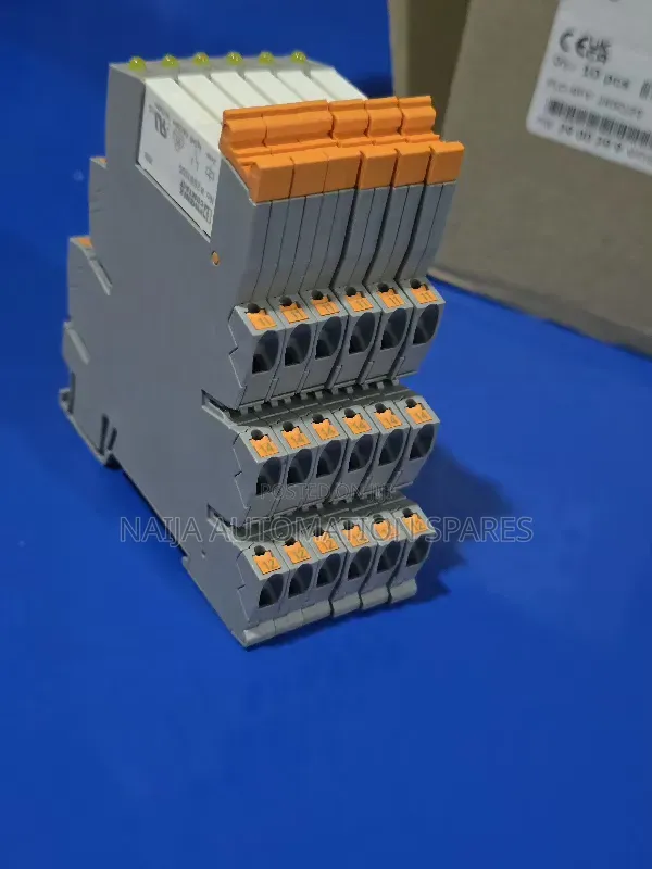 Phoenix Contact | Relay REL- MR-24DC/21 +Relay Base | |