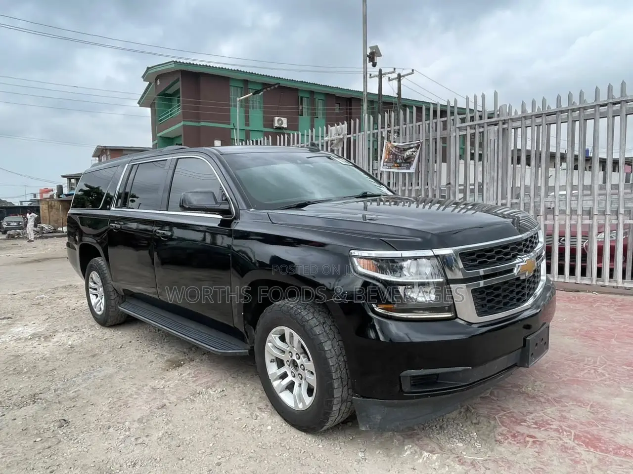 Chevrolet Suburban 2019 Black