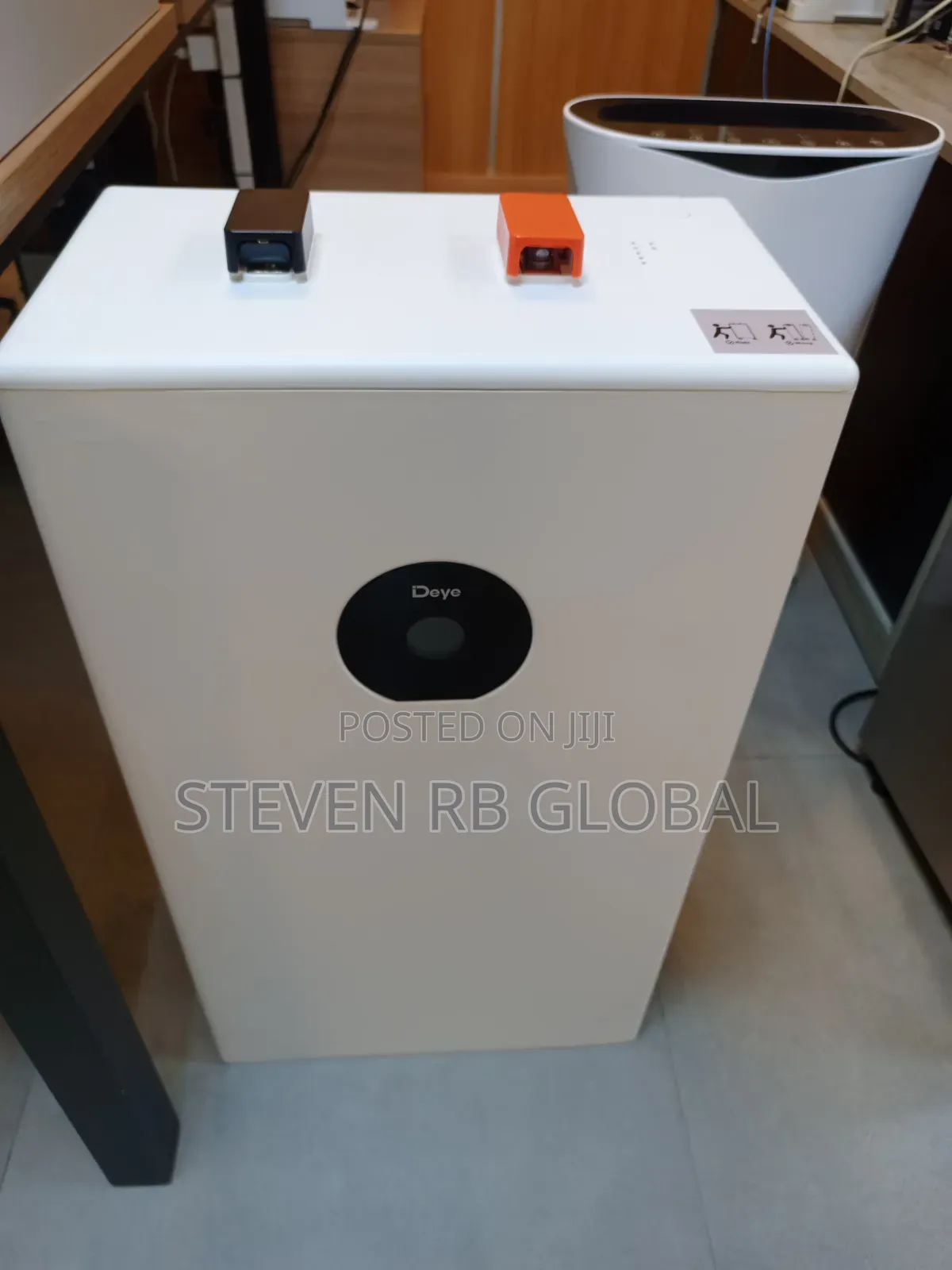 DEYE 16kWh LiFePO4 Lithium Battery | SE-F16