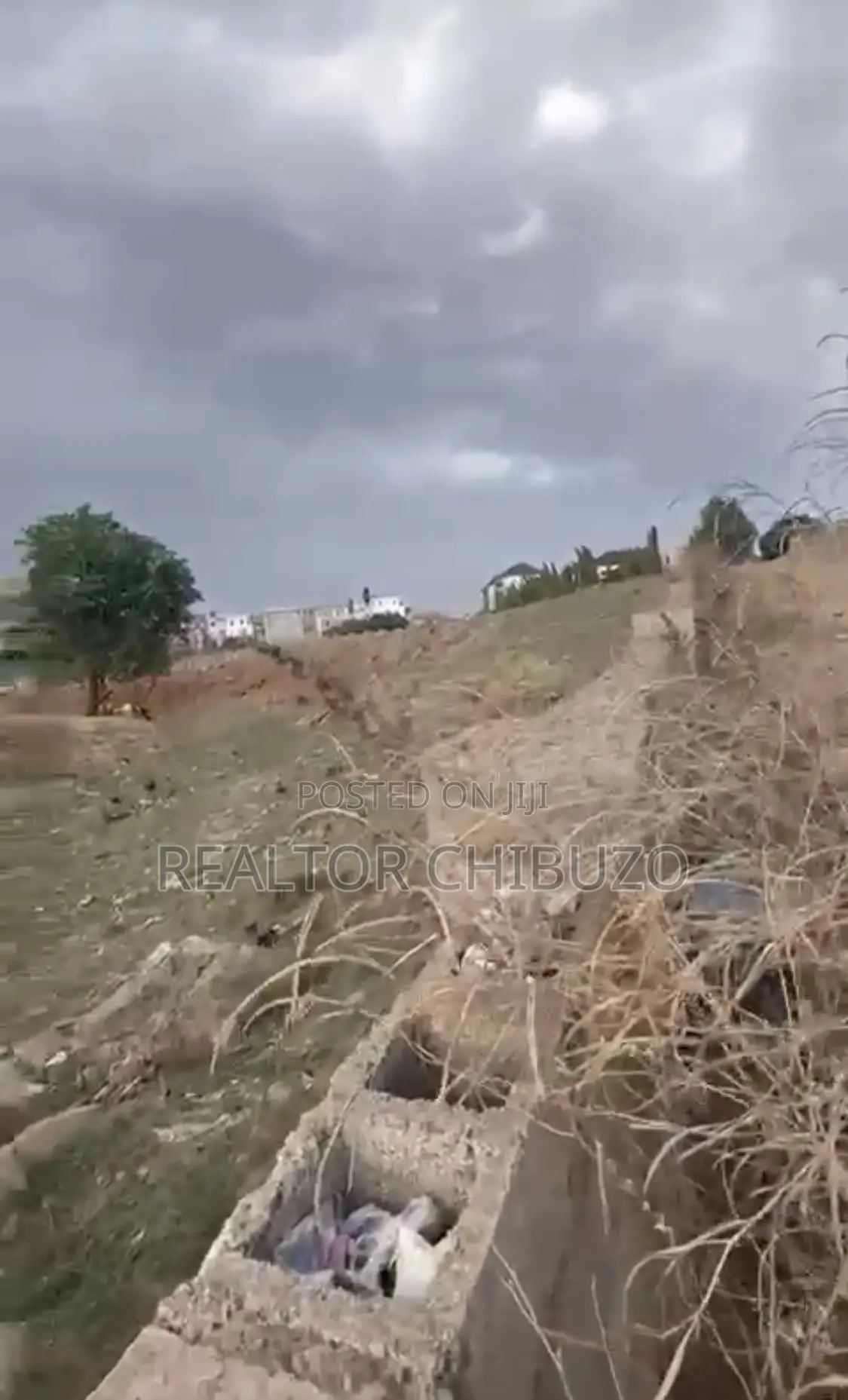 1000sqm for Sale at Wuye - 600mill