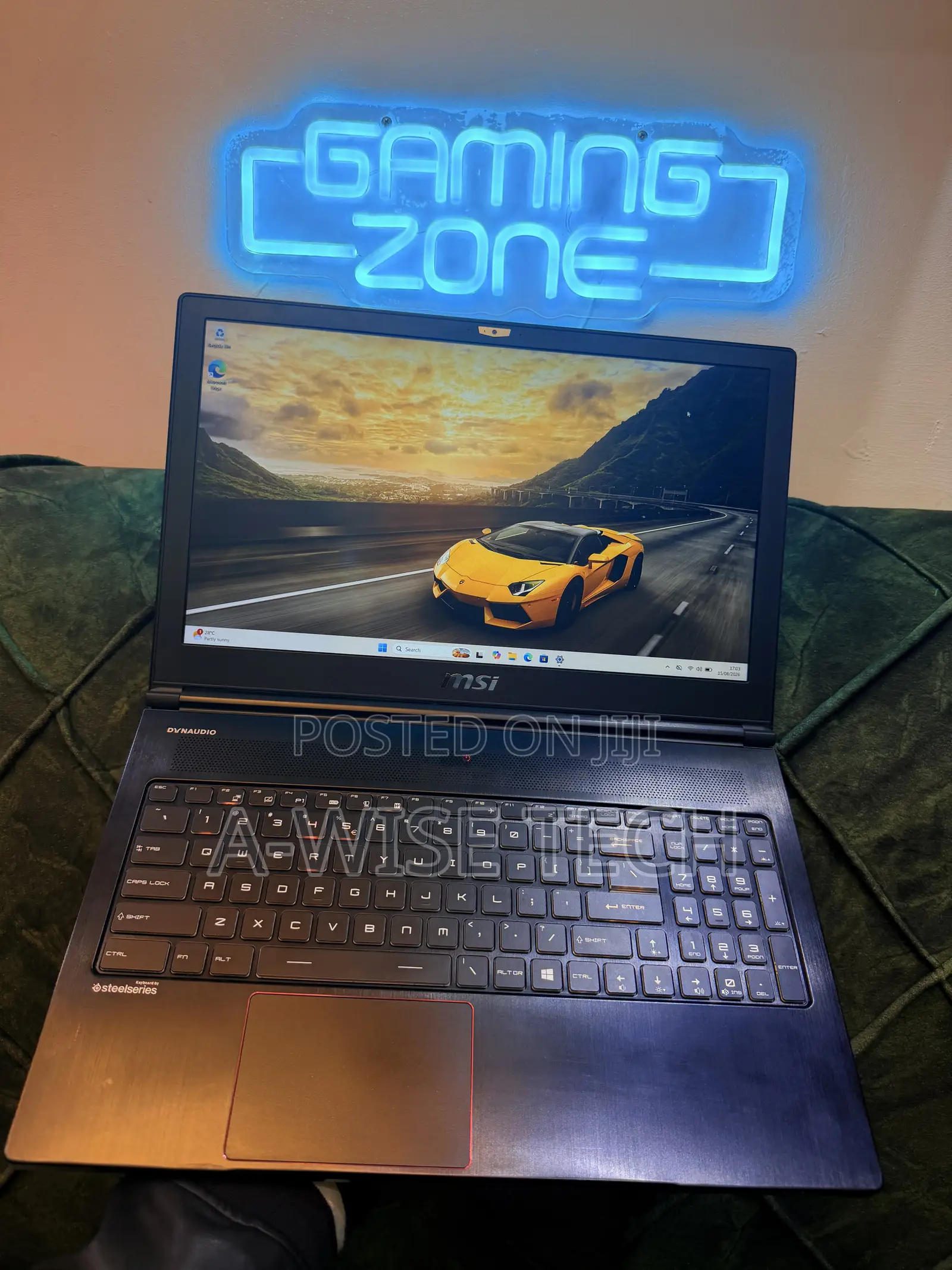 Laptop MSI GS63 Stealth 8RE 16GB Intel Core i7 SSD 256GB