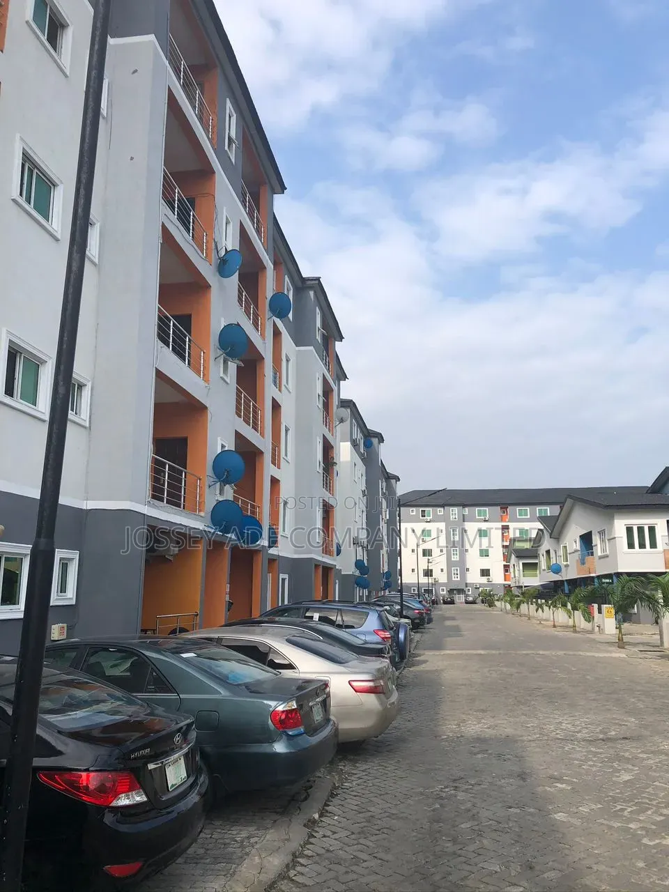 Furnished 2bdrm Block of Flats in Ikate for sale