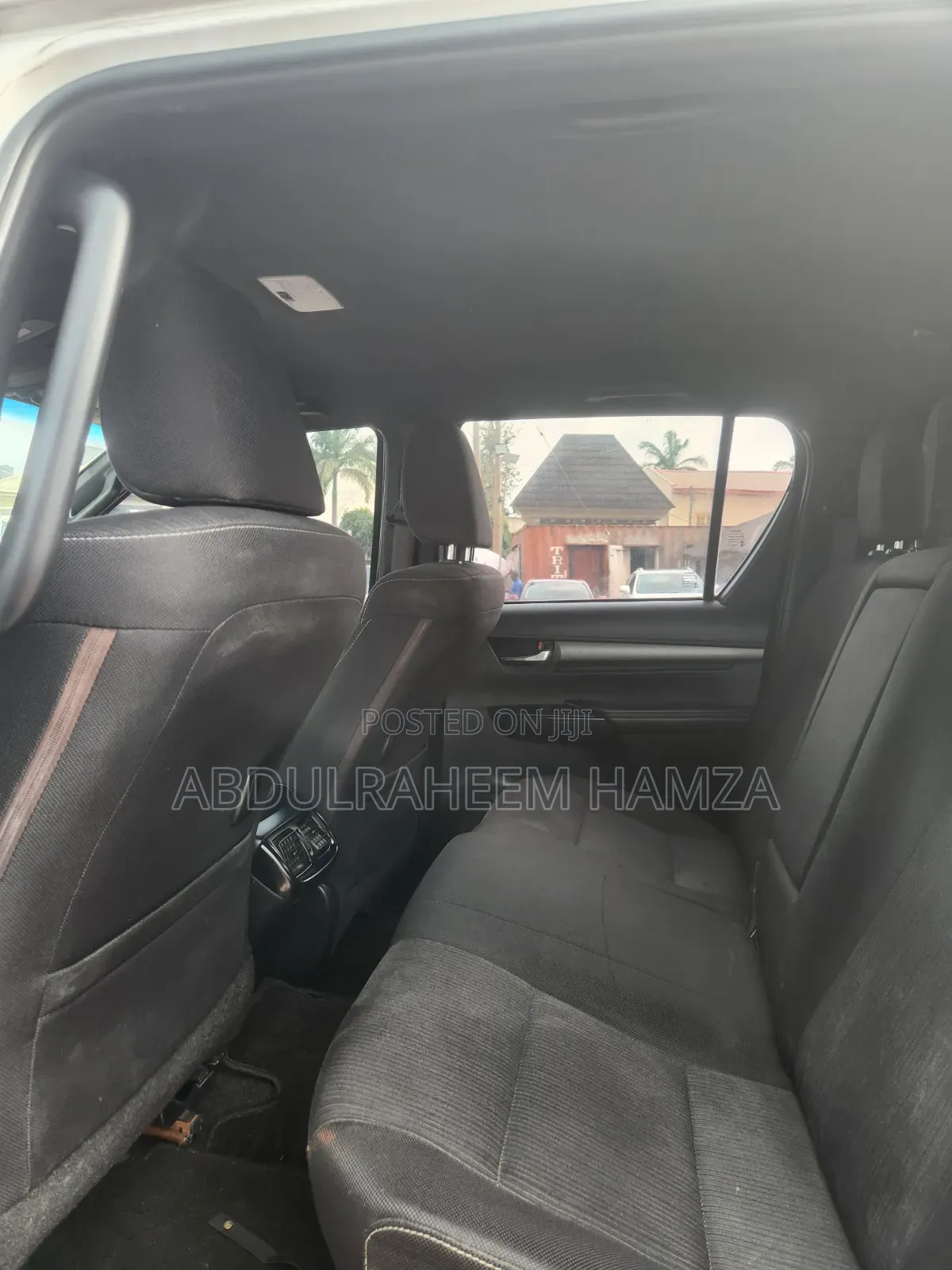 Toyota Hilux 2022 White