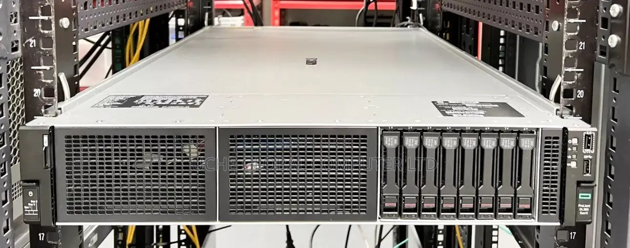 Server HP ProLiant DL380 Gen11 64GB Intel Xeon SSD 2T