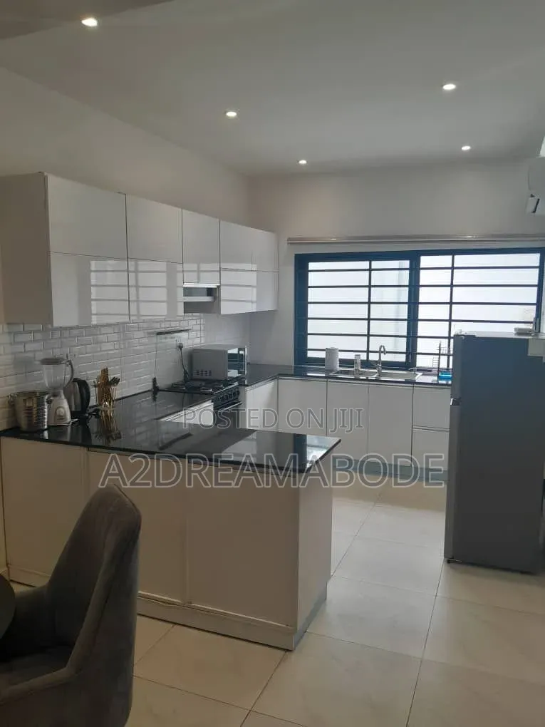 Furnished 5bdrm Duplex in Ikeja for rent