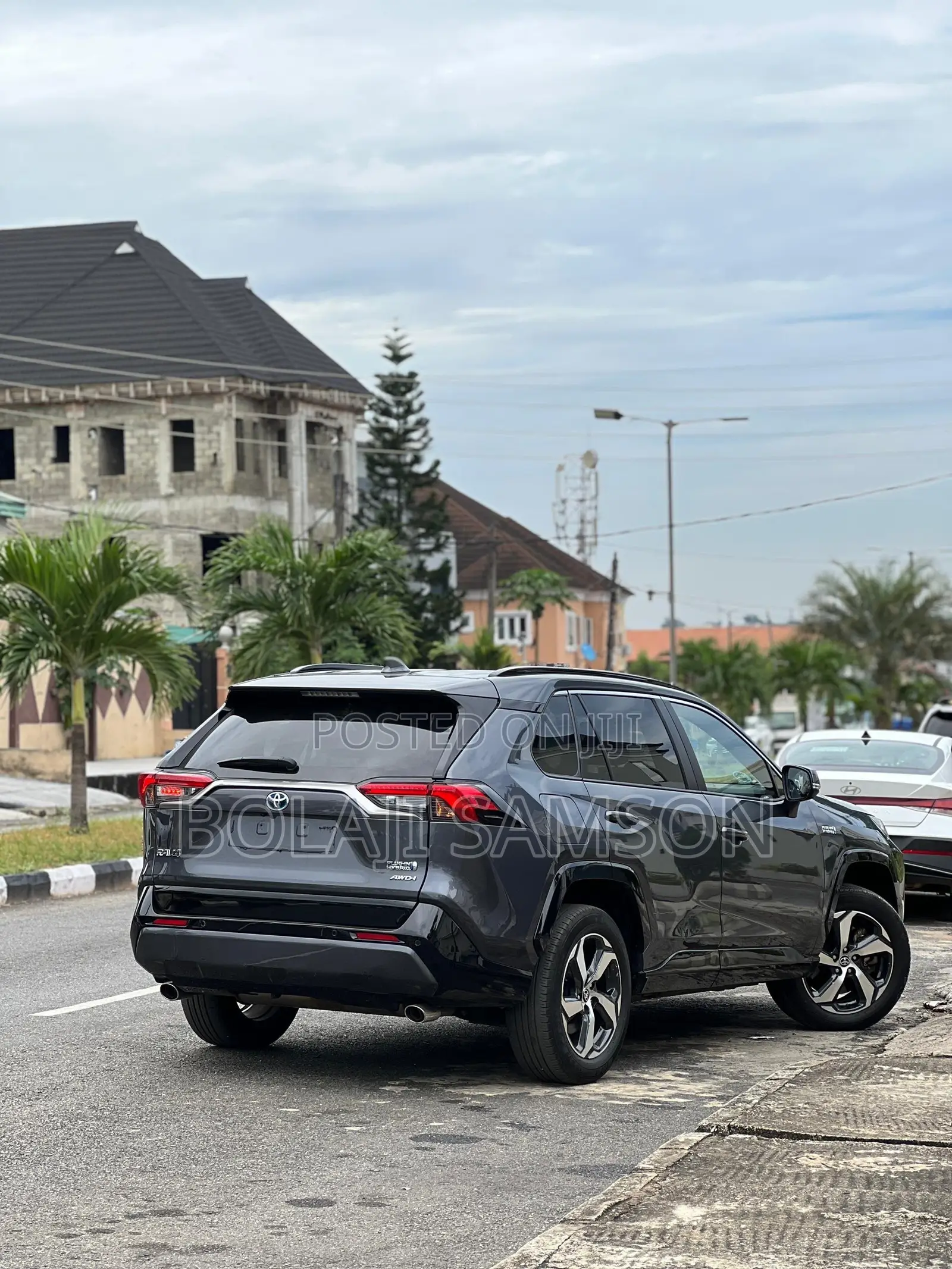 Toyota RAV4 2024 Gray