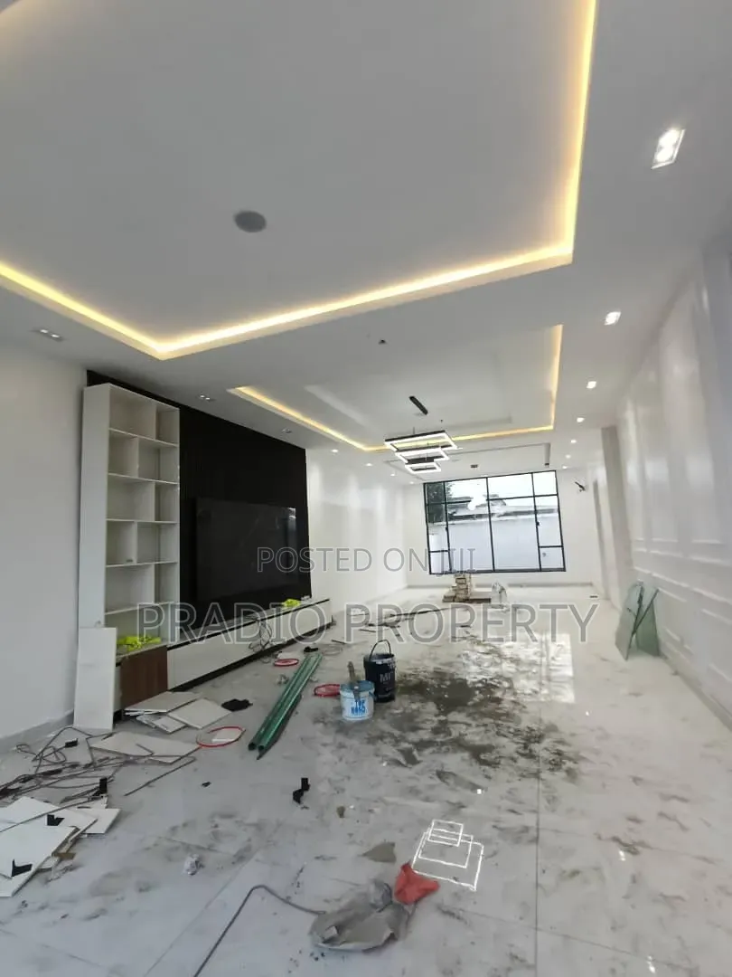 4bdrm Duplex in Royal Garden Estate, Ajiwe for sale