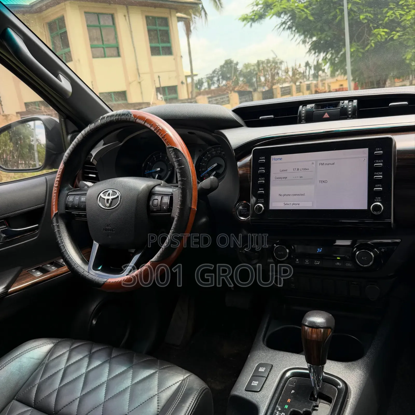 Toyota Hilux 2021 Brown