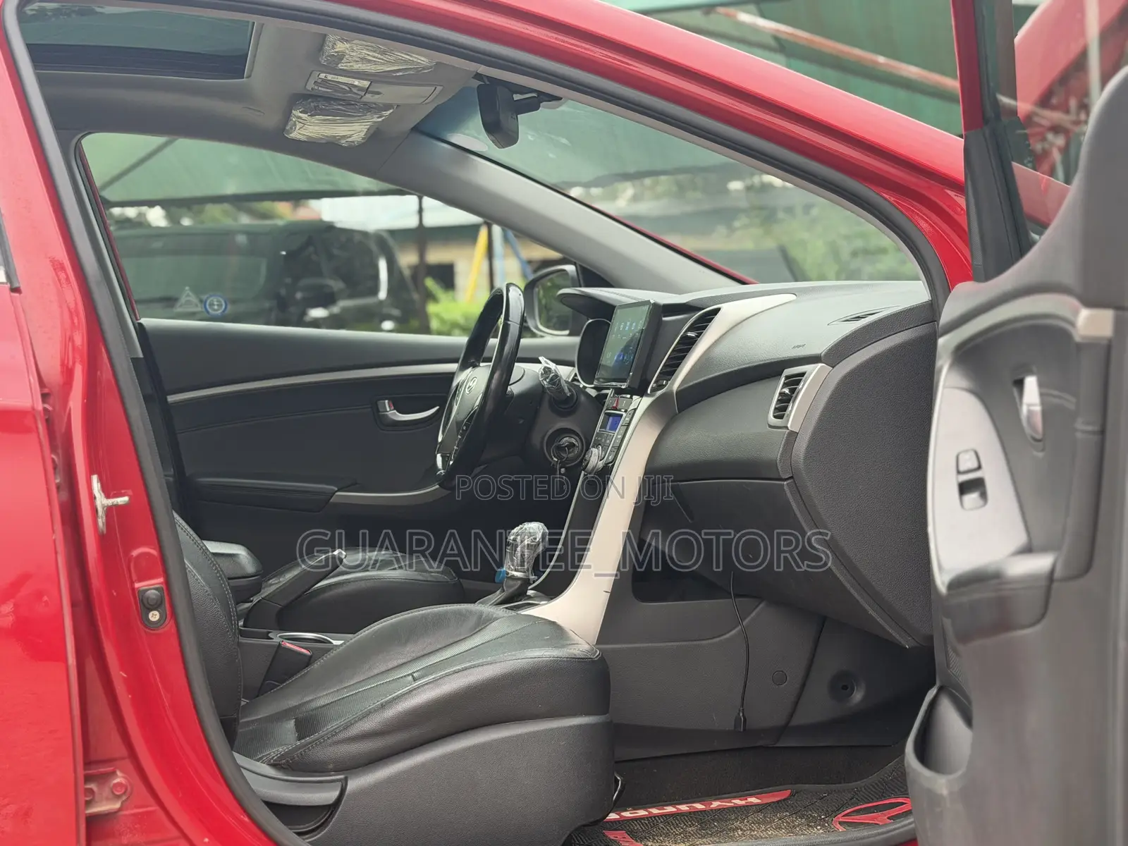 Hyundai Elantra 2012 Red