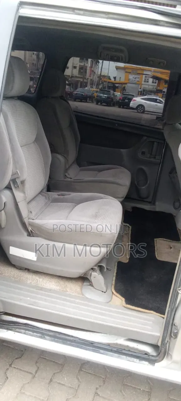 Toyota Sienna 2006 Silver