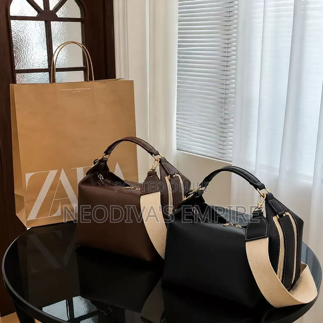 New Retro Style Fashion Woman Bag