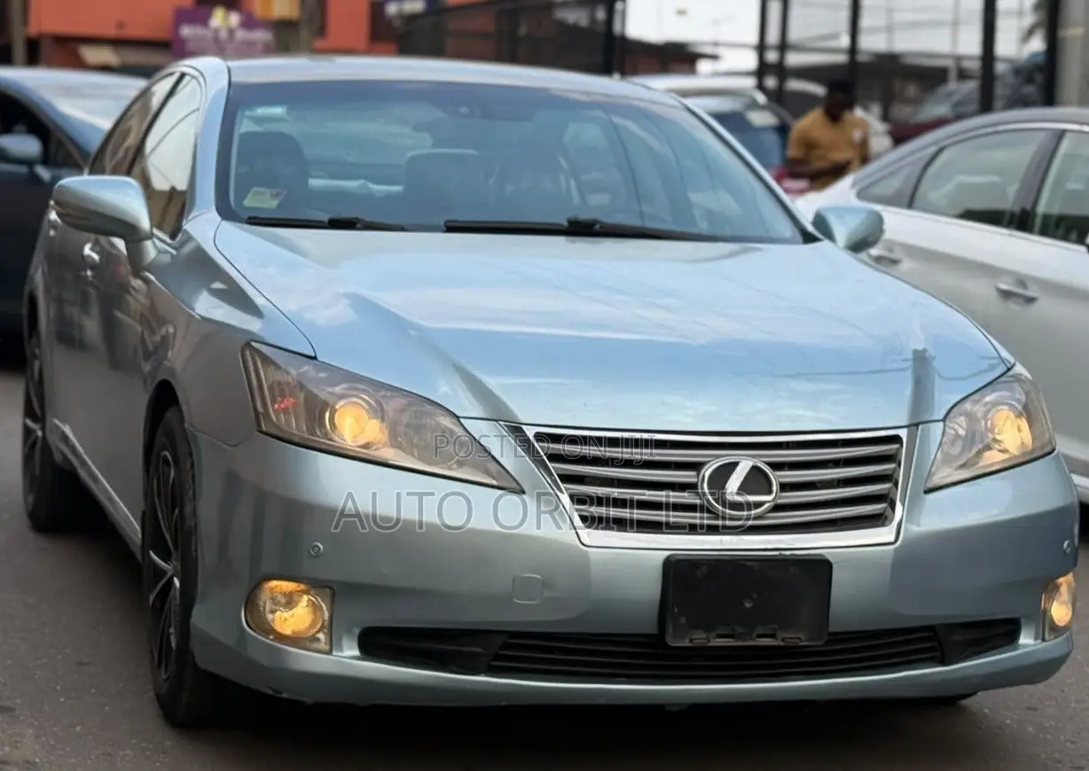 Lexus ES 350 2010 Blue