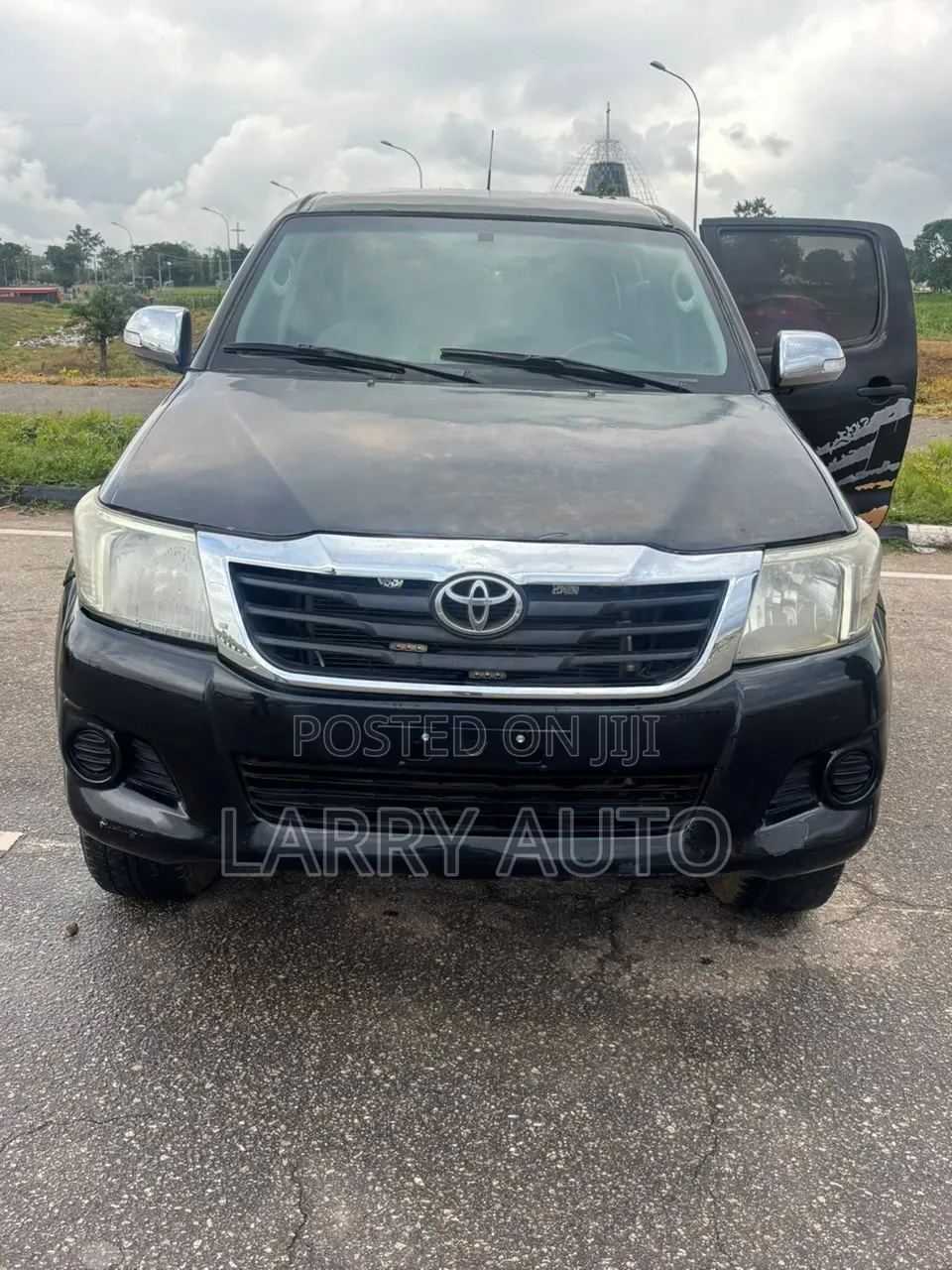 Toyota Hilux 2014 Black