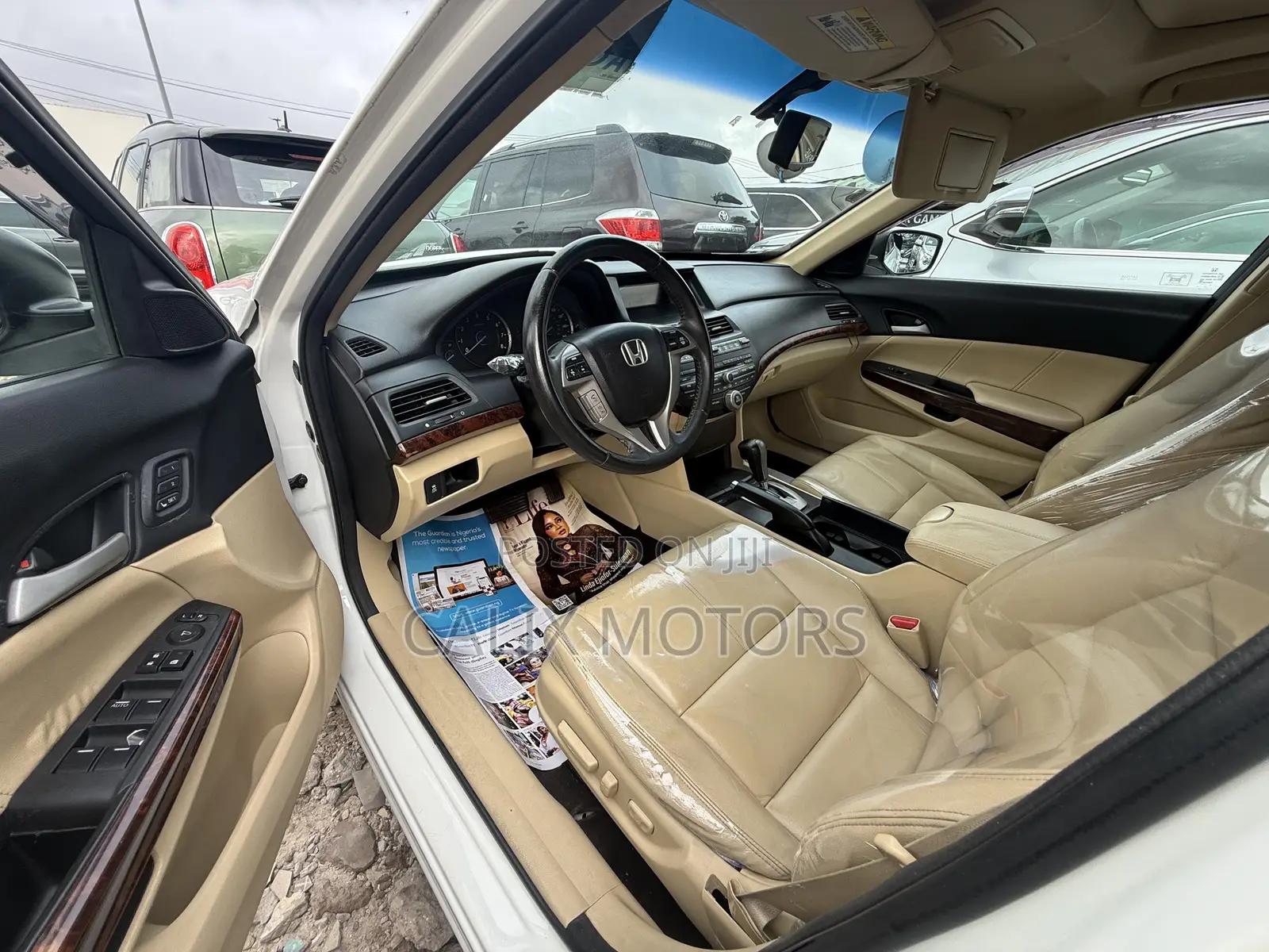 Honda Crosstour 2012 White