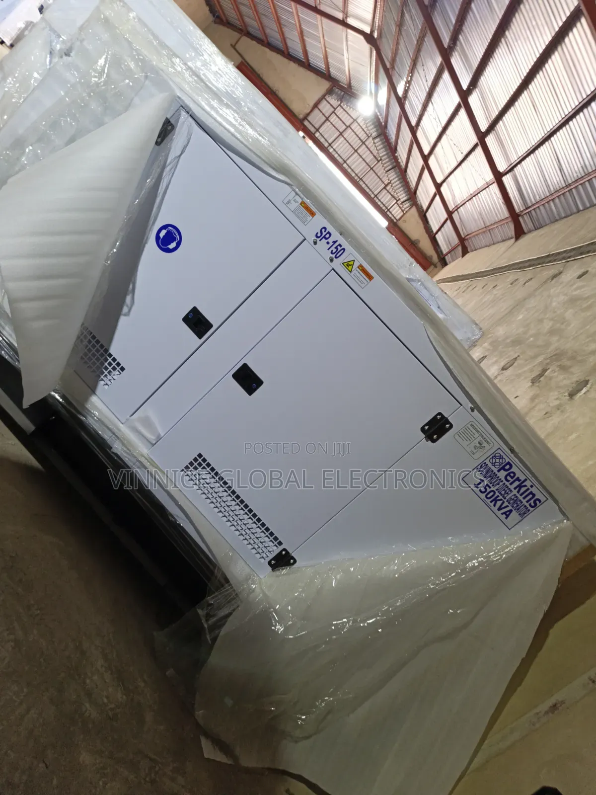 150KVA Perkins Soundproof Generator With 5 Years Warranty Pure Copper
