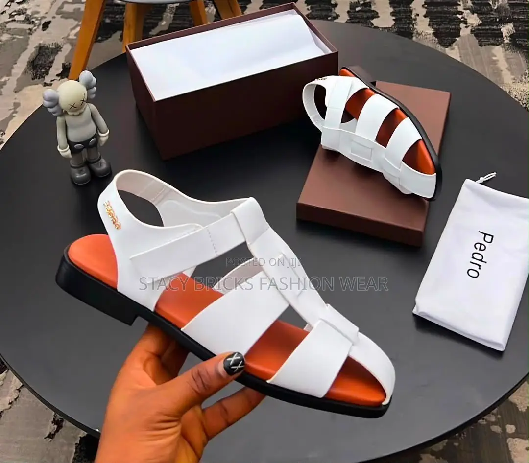 *Pedro - Sandals*