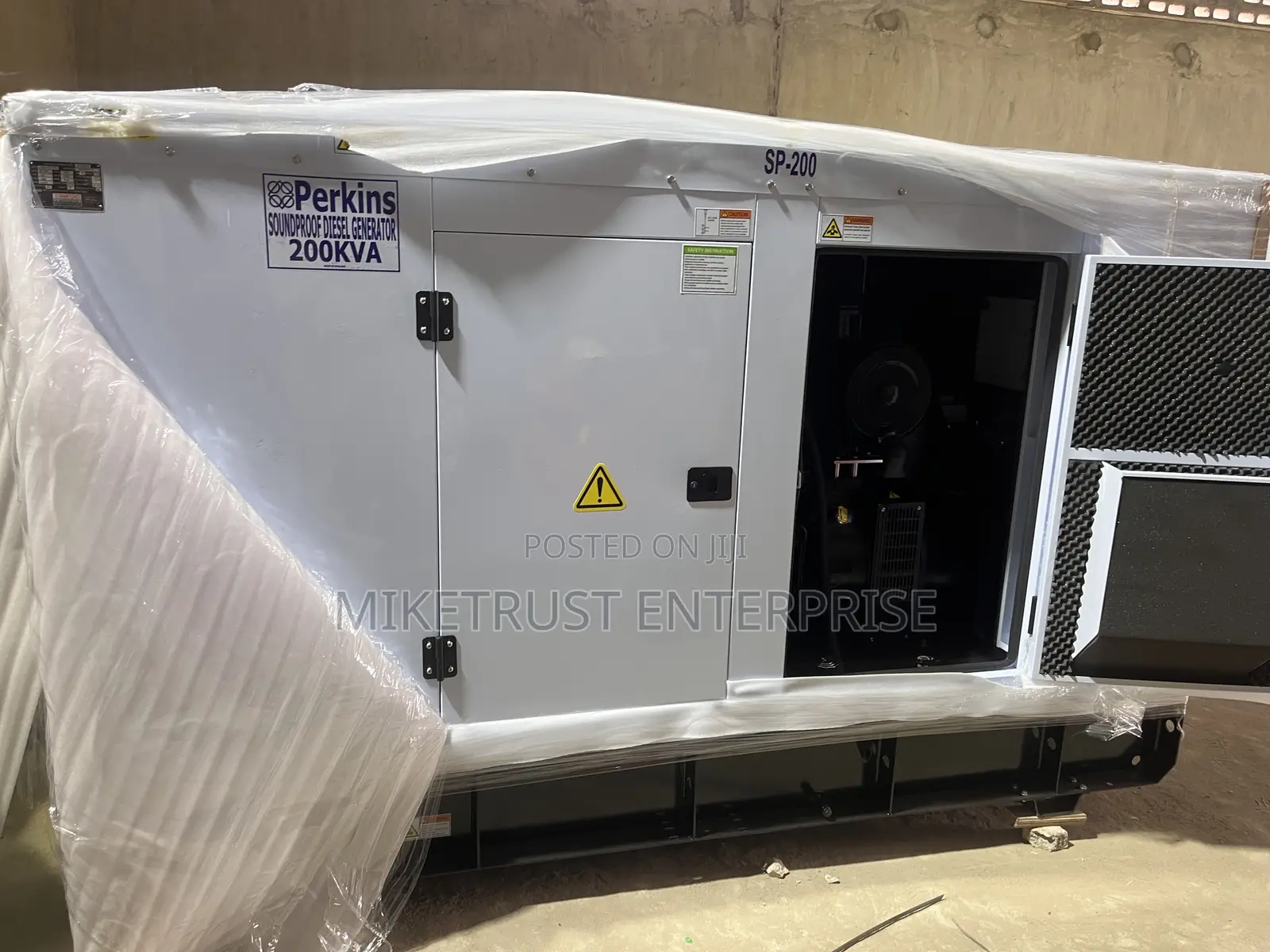 Perkins Strong 200kva Soundproof Diesel Generator