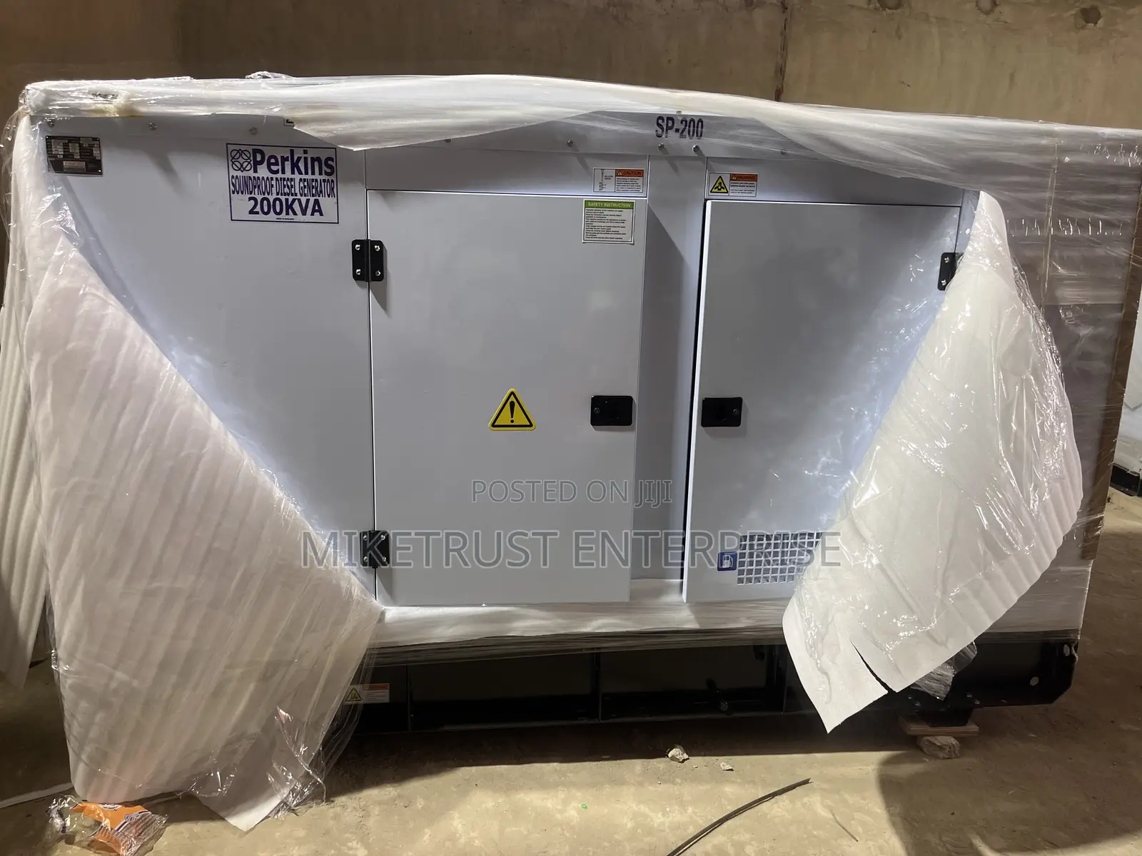 200kva Durable Perkins Soundproof Generator