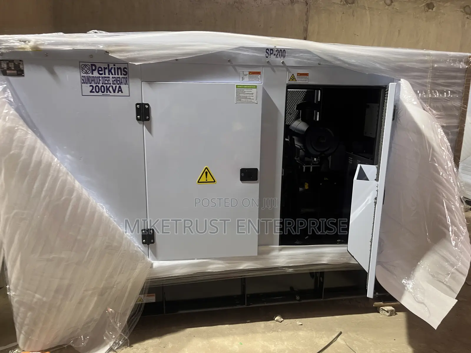 200kva Durable Perkins Soundproof Generator