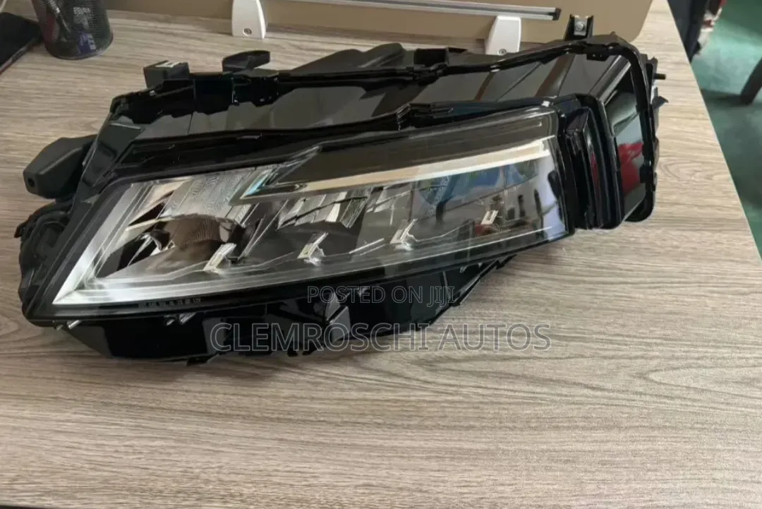 High Quality Certified Complete Brand New Head Lamp Nissan Xtrail 2024