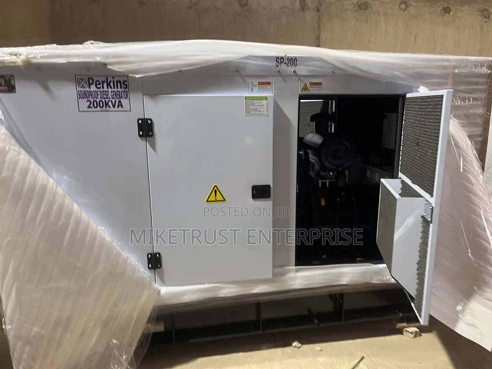 Perkins 200kva Stamford Soundproof Generator