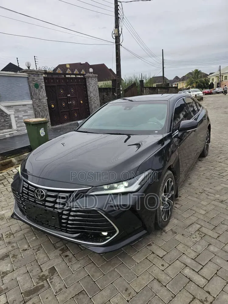 Toyota Avalon 2023 Black