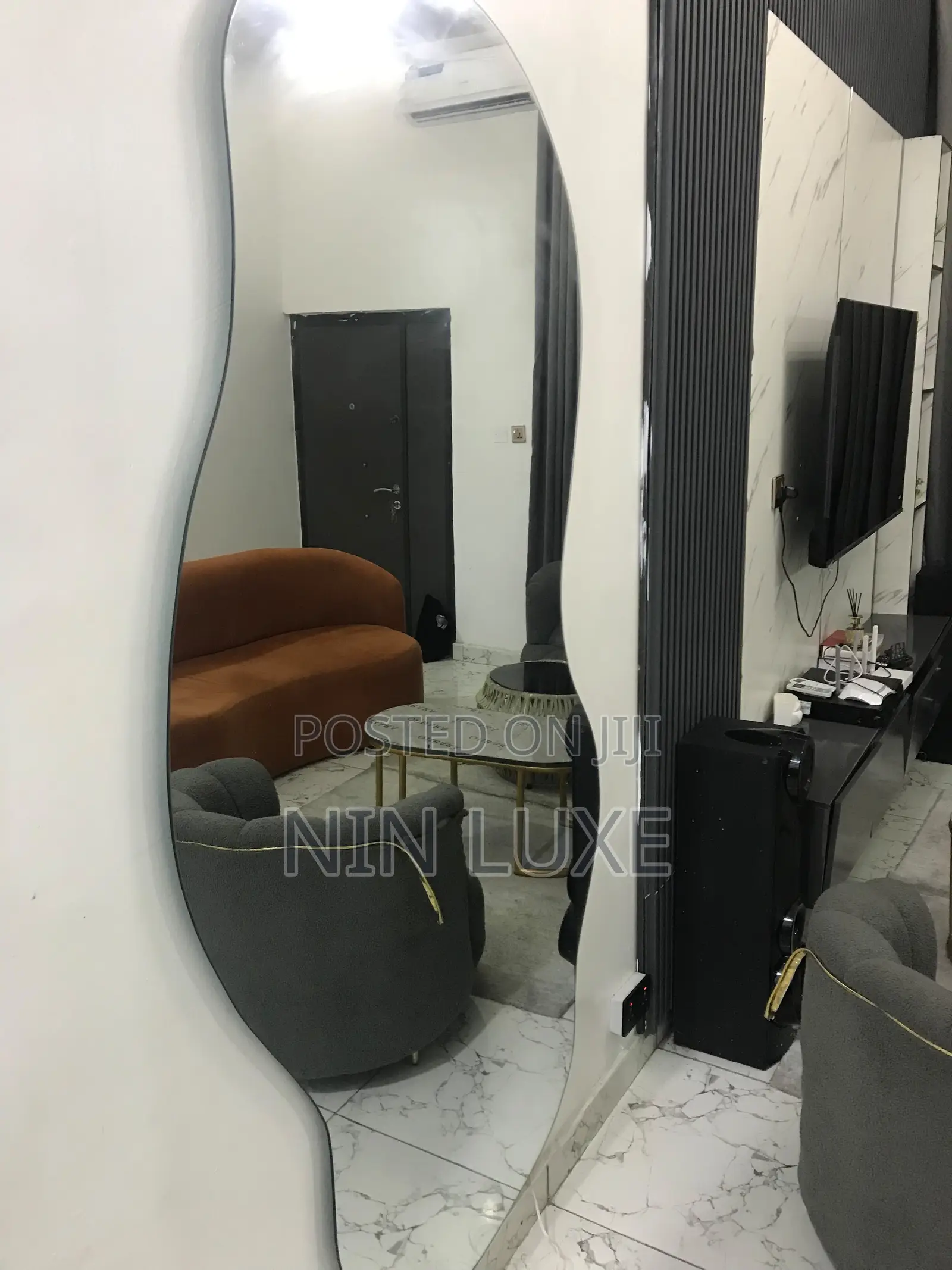 Fully Furnished and Serviced Room Available in a Shared Apartment