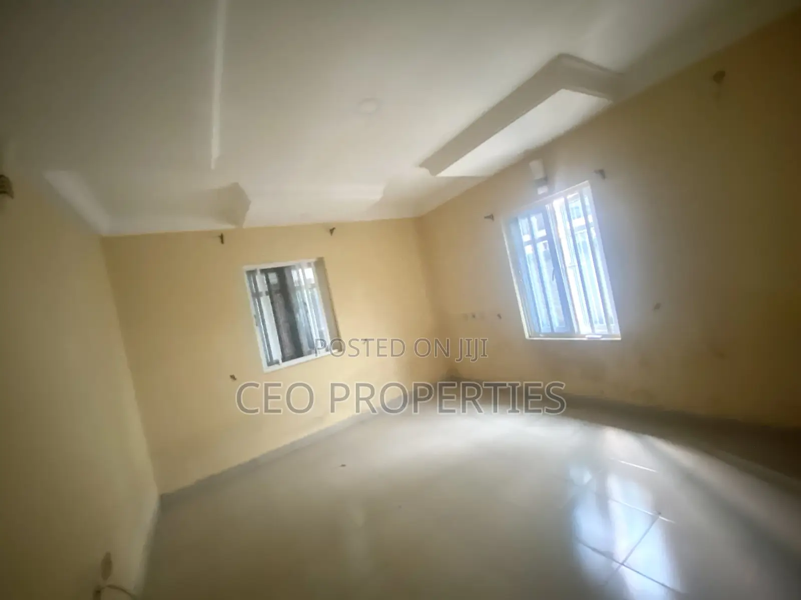 4bdrm Bungalow in Estaye/Ado Road for rent