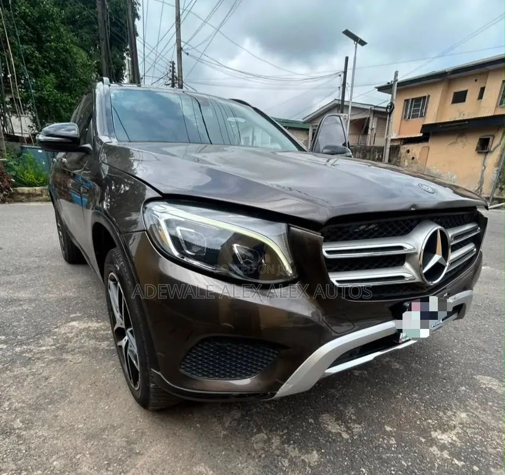Mercedes-Benz GLC-Class 2016 Brown